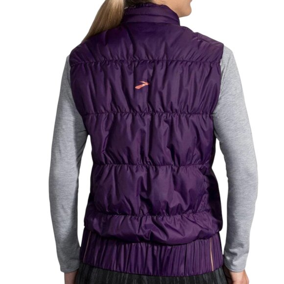 NWT Brooks Cascadia Thermal Running Vest in Berry Small - Picture 2 of 9